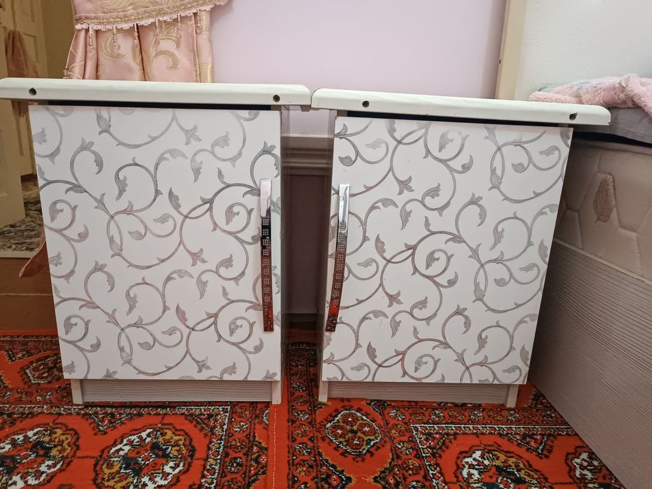 Shkaf, Tryumo, xolati juda ajoyib narxini kelishamiz