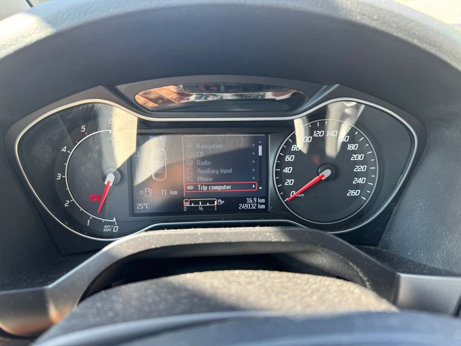 Ford Galaxy 2013 7 locuri schimb cu  mercedes   vito