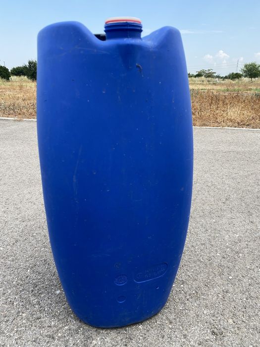 Бидон за течности