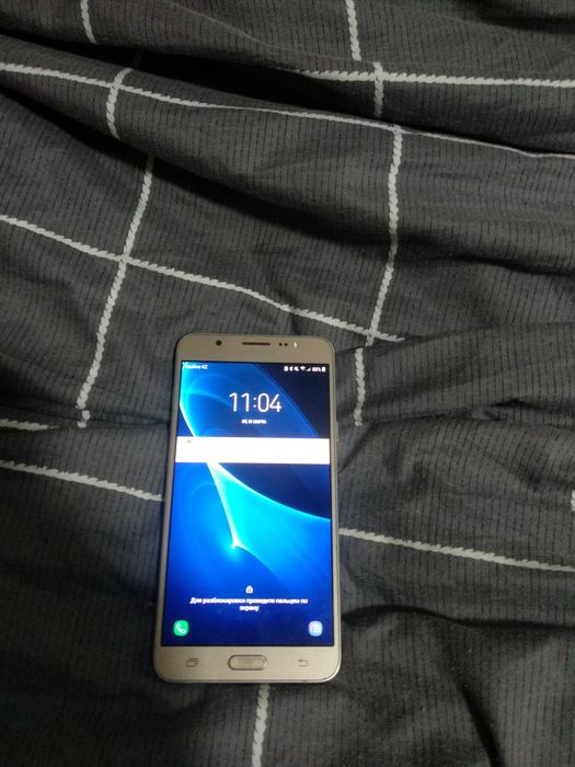 Продам мобулу Самсунг