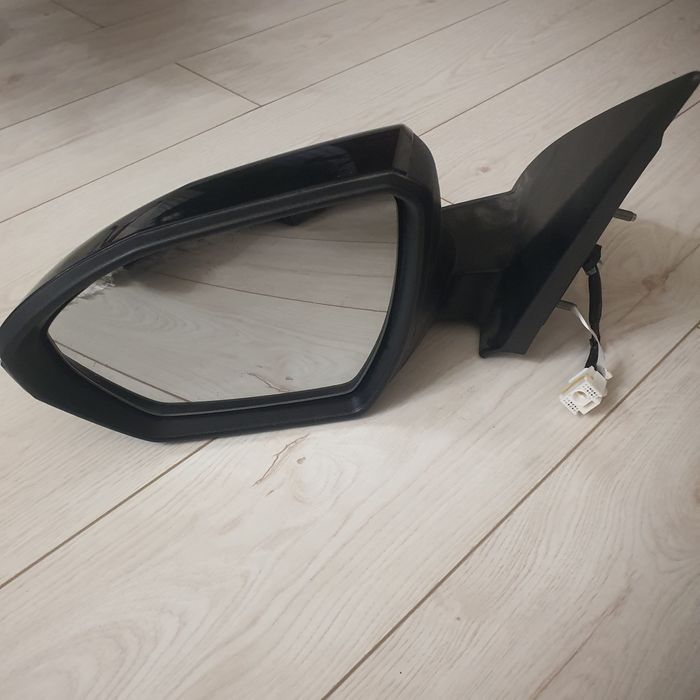 Зеркало боковое левое