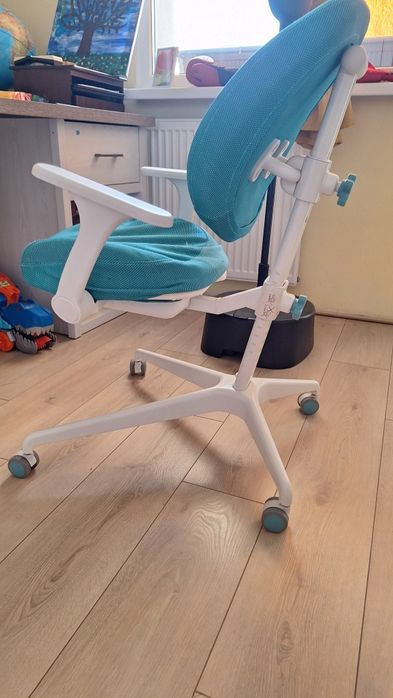 Детски стол за компютър