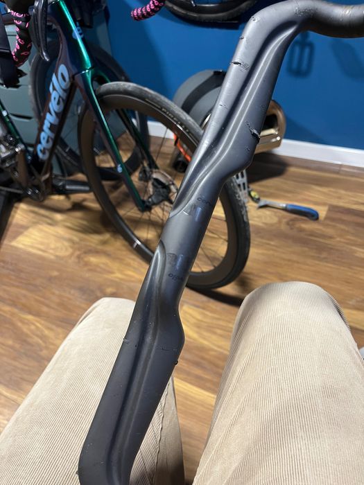 аеро кормило (drop bar) от карбон за велосипед cervelo