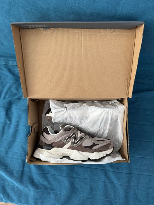 New Balance 9060 Marime 45