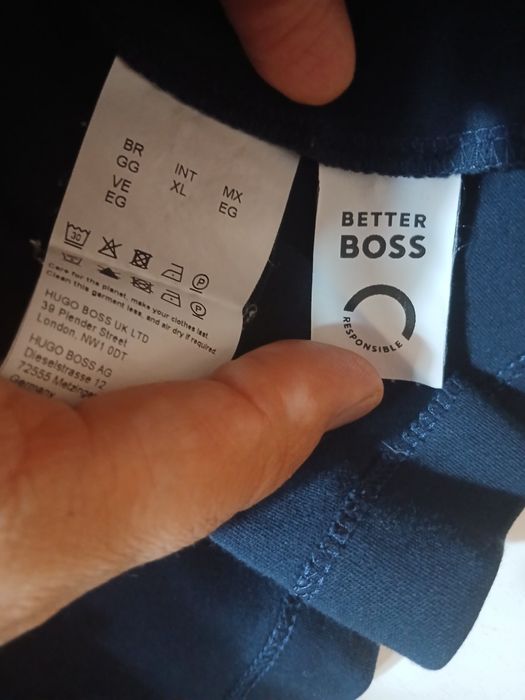 BOSS - памучна блуза