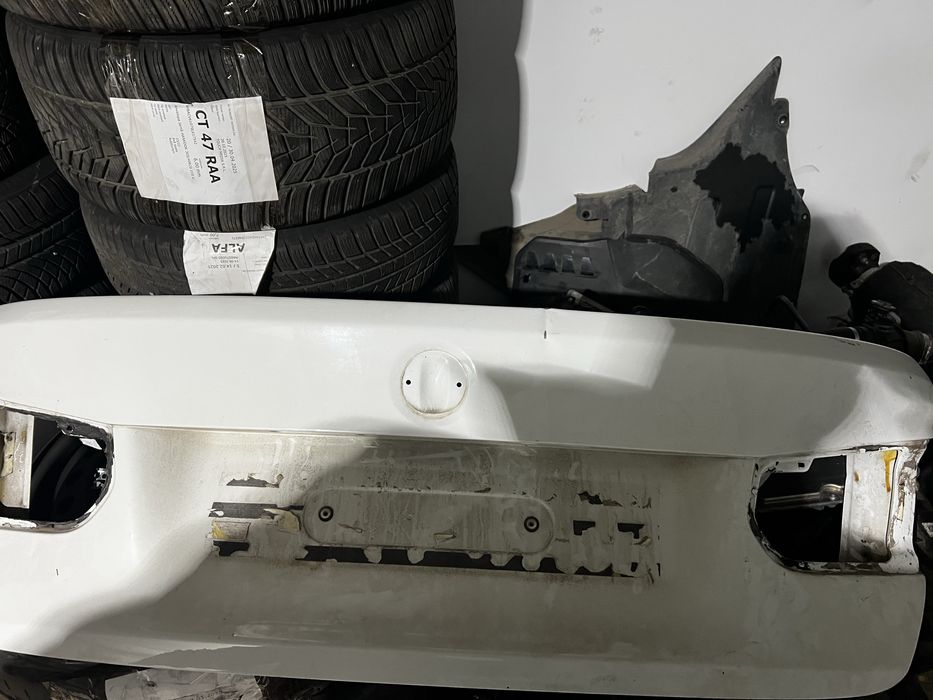 Capota portbagaj BMW F30 alpinweiss 300