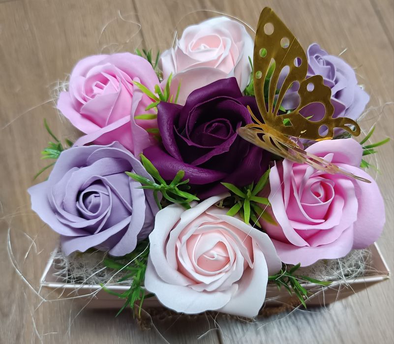 Кошнички със сапунени цветя