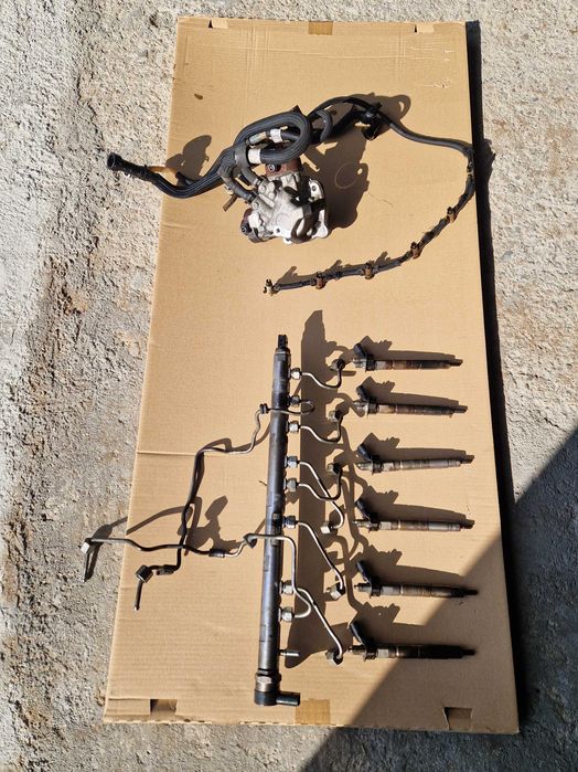 Kit Injectoare + Pompa Inalta BMW X5 X6 e70 e71 Euro5 306 Cp / 245 Cp
