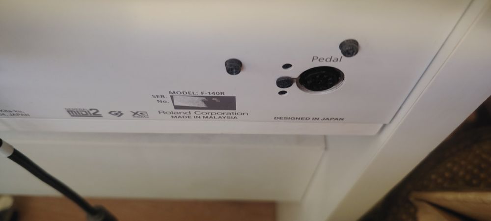 Pianina electroaccustica Roland