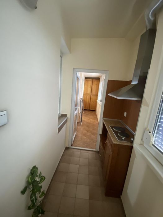 Дава се под наем Тристаен апартамент в Пловдив, Център - 80 кв.м за 510 € - Снимка #7