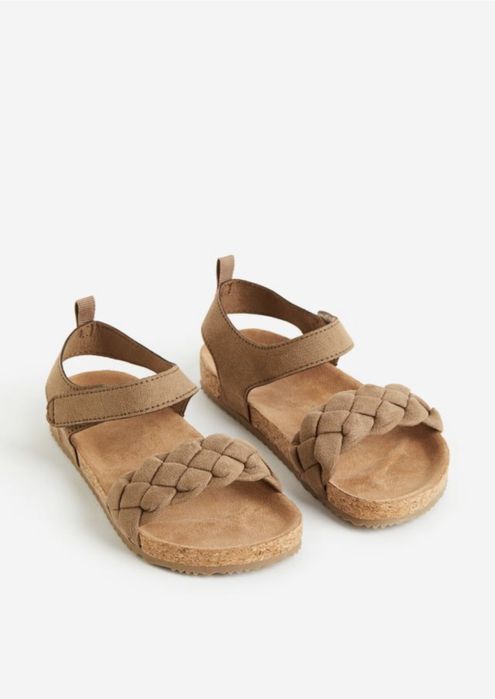 Босоножки для девочки новые