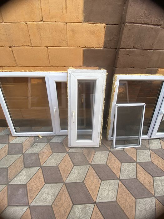 Пластиковые окна б/у