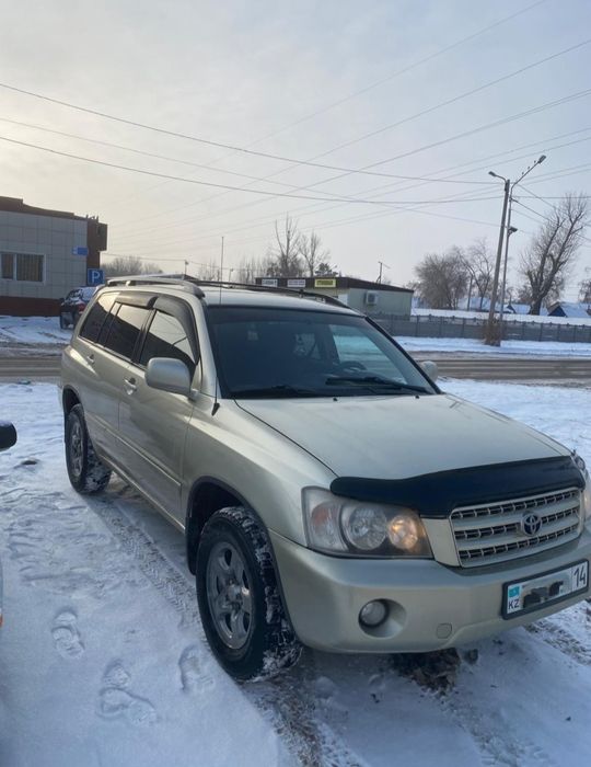 Продам автомобиль Toyota Highlander