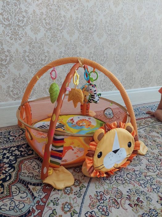 Продам стулья для малышей