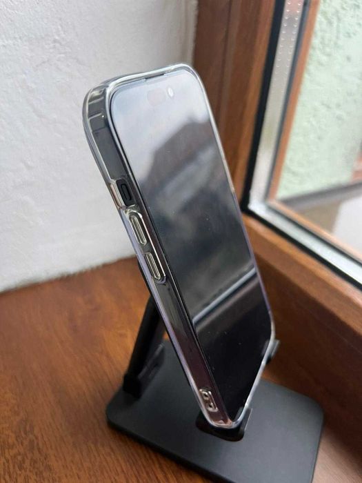Vând iPhone 15,  în stare impecabilă