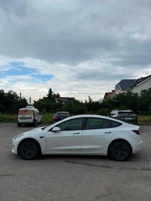 RIDElance Închiriază masina electrica pentru Uber & Bolt | Chirie sau Ramanere | Tesla