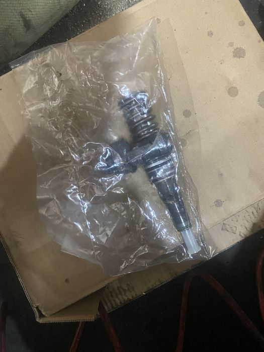 Насос форсунка 2.5 1.9