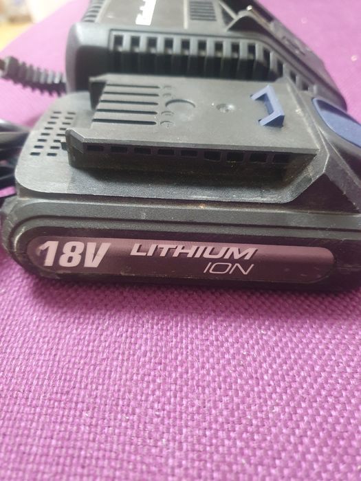 Vand acc+încărcător EINHELL