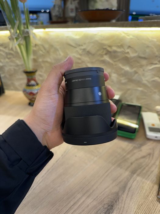 sony sigma obektiv 16 mm