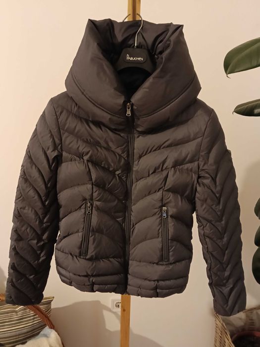 Дамско пухено яке Гес