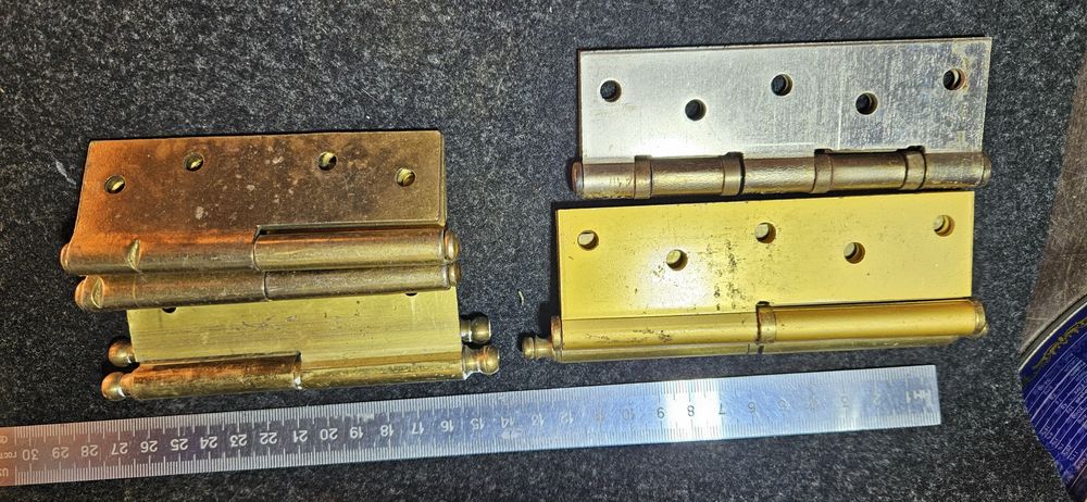 Продам петли разные.