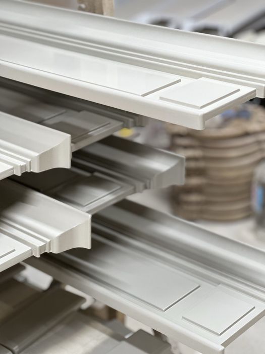 Корона/налишник/на двери