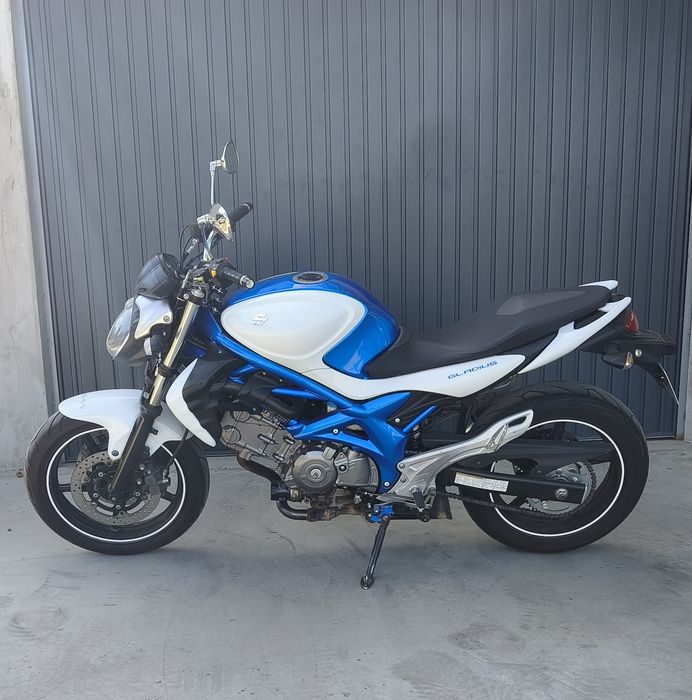 Suzuki Gladius SFV 650