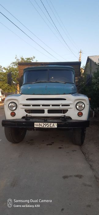 ЗИЛ 4502 сотилади.
