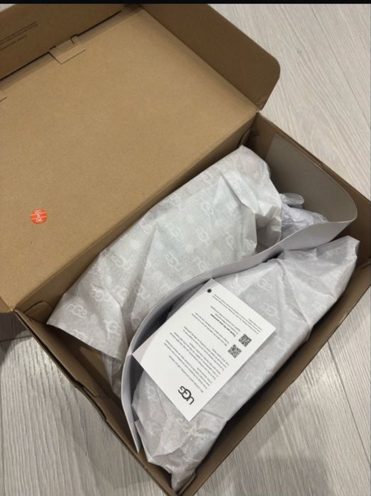 UGG tazz - Nou cu eticheta