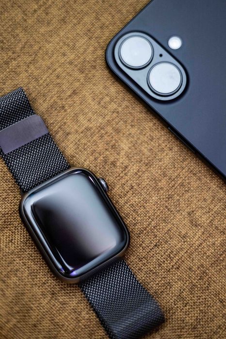 Phone 16 Plus + Apple Watch 8 45MM Stainless LTE