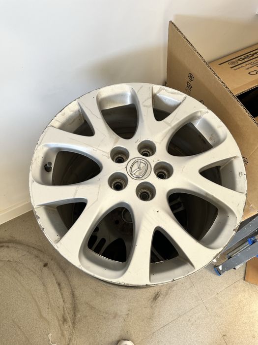 R18 Диски оригинал Mazda