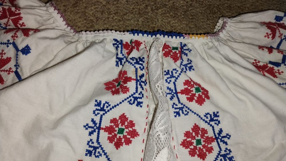 ie romaneasca traditionala veche