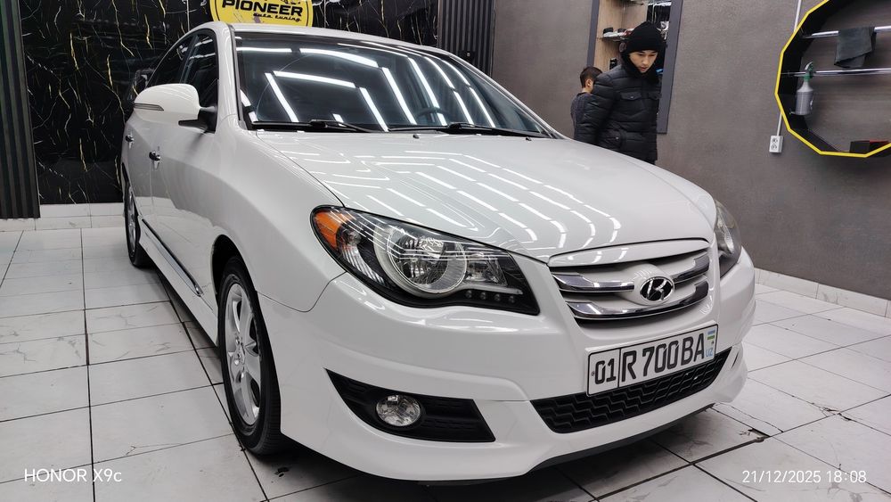 Hyundai Avante 2009 — 3