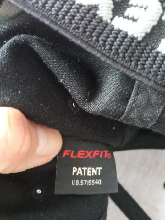 Шапка Volcom flexfit, размер S-М.