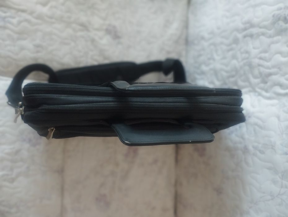 Продам сумку для наудбука.