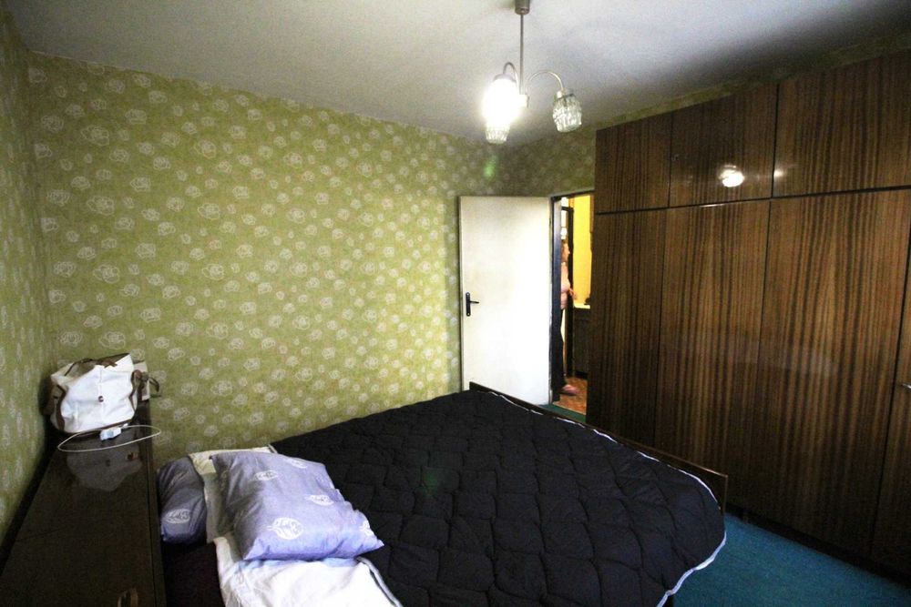 Продава се Двустаен апартамент в Русе, Централен кооп. пазар - 62 кв.м за 576 €/кв.м - Снимка #2