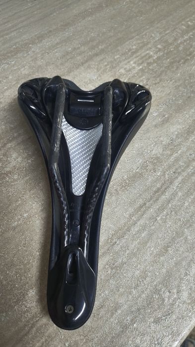 Fizik aliante vsx carbon / Sa bici