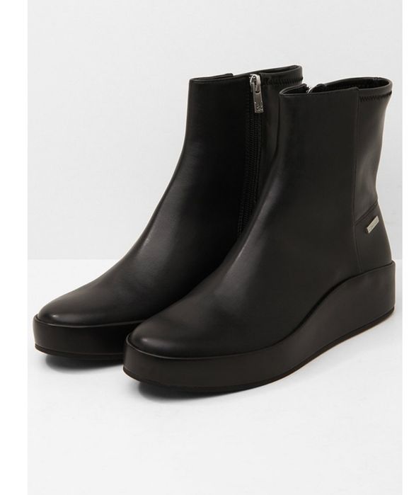 боти Calvin klein 36 номер