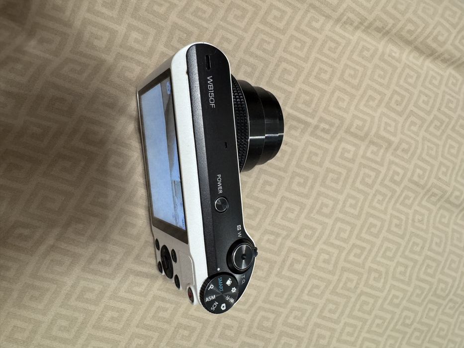 Цифров фотоапарат Samsung wB-15of wifi версия