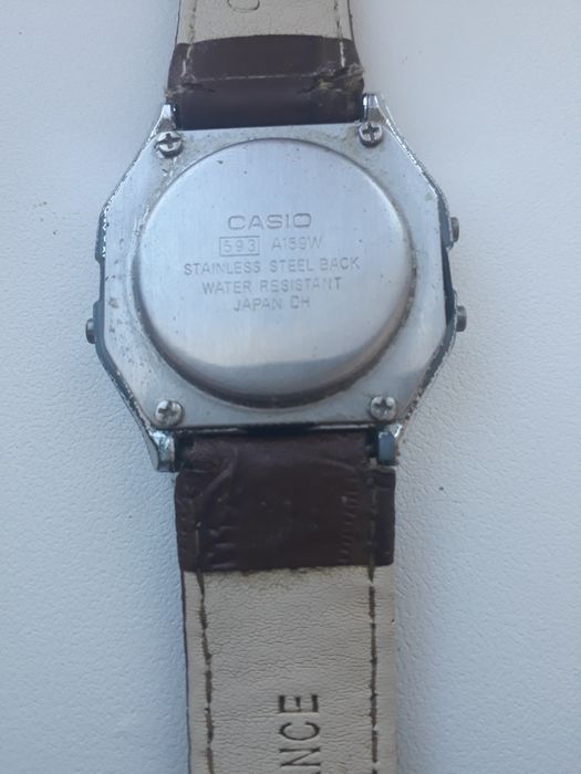 Наручные часы Casio