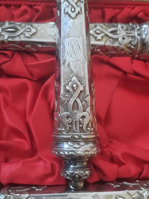 set de tacâmuri pentru pește sau tort lucrat în argint masiv