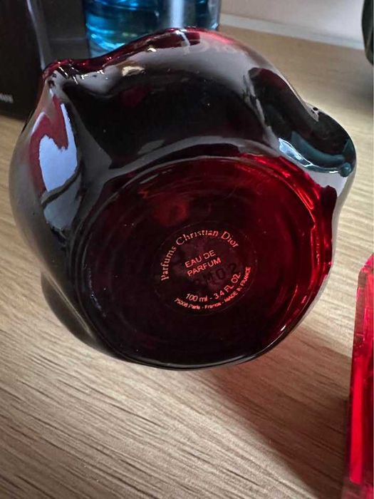 Парфюми Baccarat Rouge 540 Extrait и Dior Hypnotic Poison