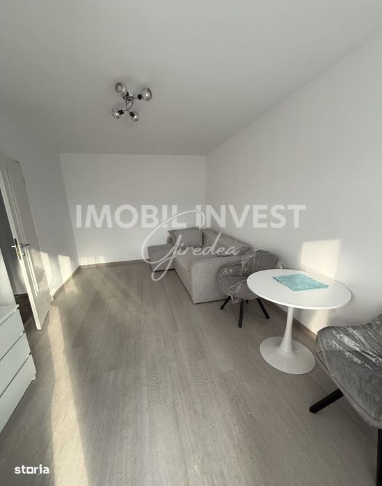 Apartament 2 Camere, Renovat, Mobilat si Utilat, Priveliste Superba — fotografia 2
