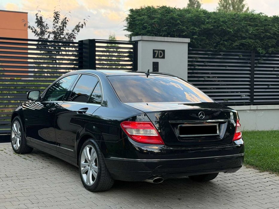 Mercedes-Benz C-Class 2008 2.2 CDI • 177 CP • Automat •