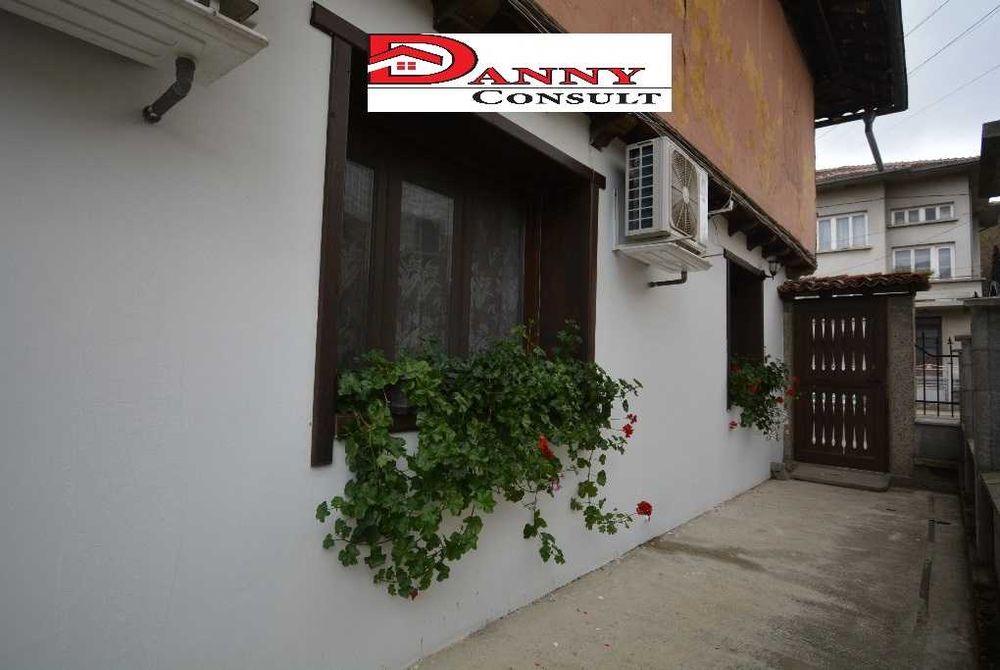 Продава се Къща в Велико Търново, Акация - 250 кв.м за 600 €/кв.м - Снимка #9