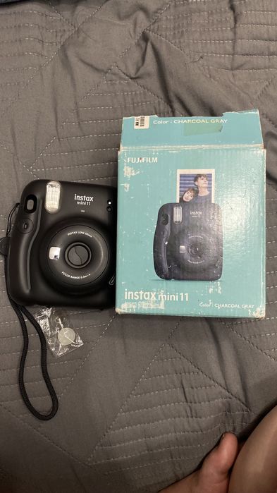 INSTAX mini 11 instant camera