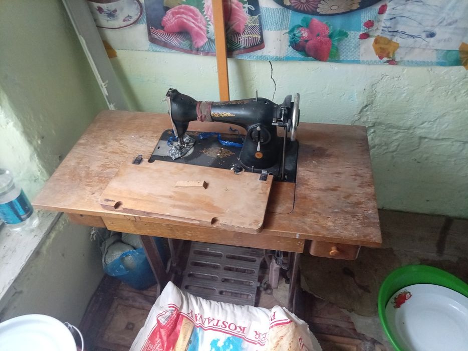 Машина сатылады срочно барлығы істеп тұр