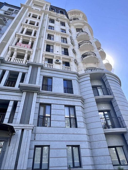 Продается 2х ком квартира, ЖК Дархан Авеню, ор-р: ул. Асака, 57м²