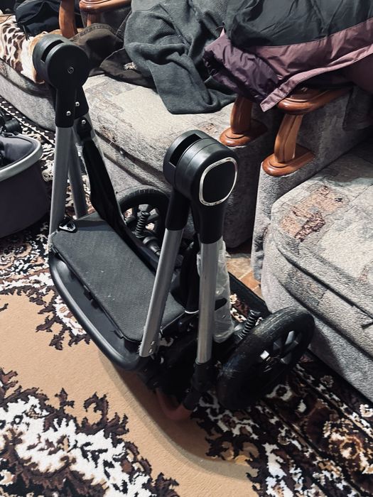 Коляска Новейшая