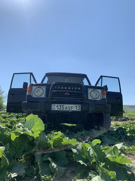Запчасти на митцубиси паджеро 1